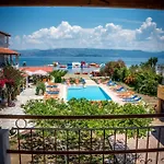 Sofia شقة فندقية 4*